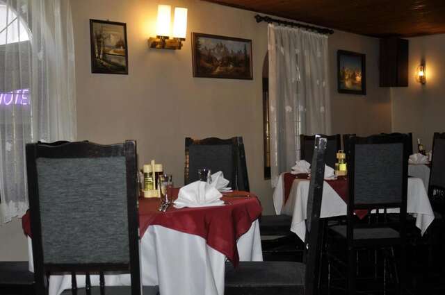Отель Hotel Complex Romantic София-18